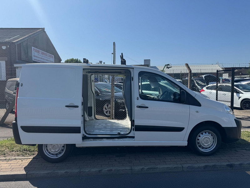 Citroen Dispatch 2.0 1200 HDi FWD L1 H1 5dr 5dr Manual 2025