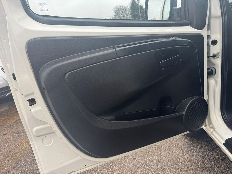 Citroen Nemo 1.3 HDi 660 16v LX FWD L1 H1 3dr 3dr Manual 2026