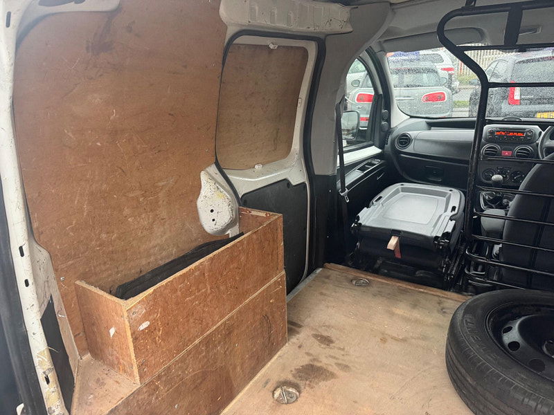 Citroen Nemo 1.3 HDi 660 16v LX FWD L1 H1 3dr 3dr Manual 2026