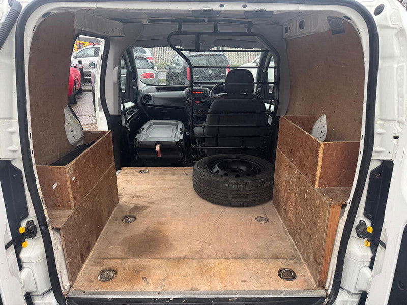 Citroen Nemo 1.3 HDi 660 16v LX FWD L1 H1 3dr 3dr Manual 2026