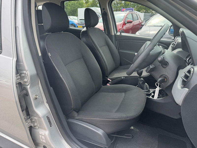 Dacia Duster 1.5 dCi Ambiance Euro 5 5dr 5dr Manual 2025