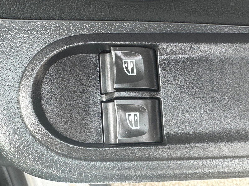 Dacia Duster 1.5 dCi Ambiance Euro 5 5dr 5dr Manual 2025