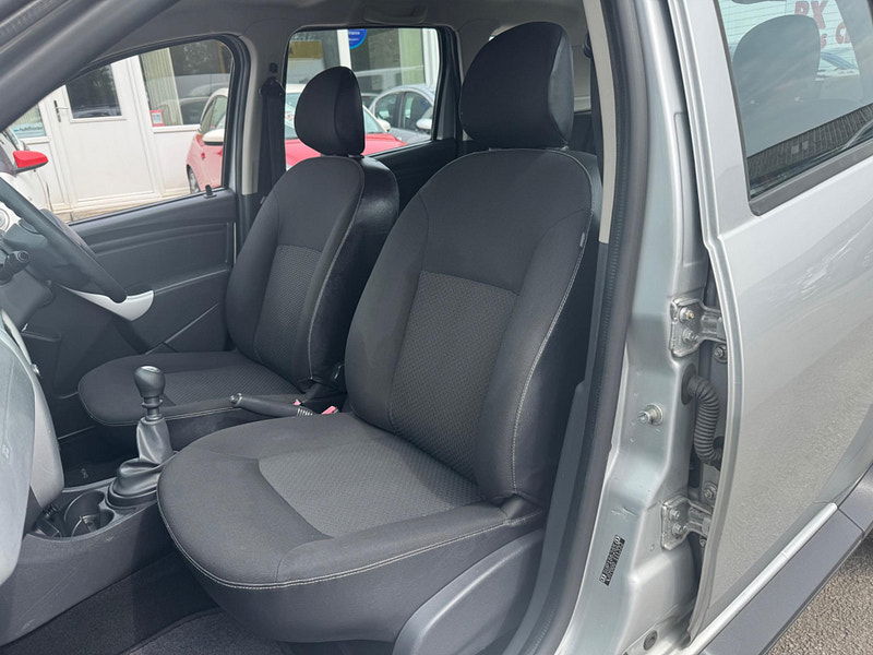 Dacia Duster 1.5 dCi Ambiance Euro 5 5dr 5dr Manual 2025