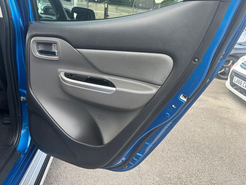 Fiat Fullback 2.4D LX Auto 4WD Euro 6 4dr (Euro 6) 4dr Automatic 2026