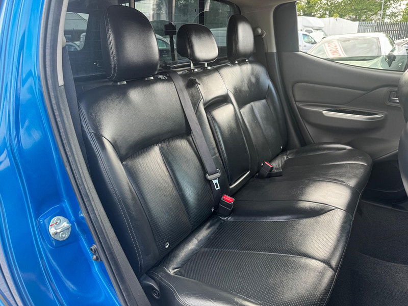 Fiat Fullback 2.4D LX Auto 4WD Euro 6 4dr (Euro 6) 4dr Automatic 2025