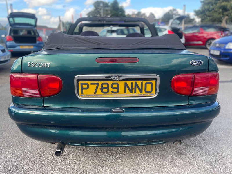 Ford Escort 1.8i Ghia 2dr 2dr Manual 2026