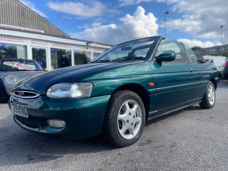 Ford Escort 1.8i Ghia 2dr 2dr Manual 2026