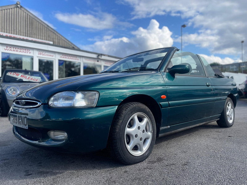 Ford Escort 1.8i Ghia 2dr 2dr Manual 2026