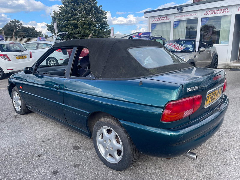 Ford Escort 1.8i Ghia 2dr 2dr Manual 2026