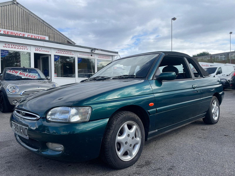 Ford Escort 1.8i Ghia 2dr 2dr Manual 2026