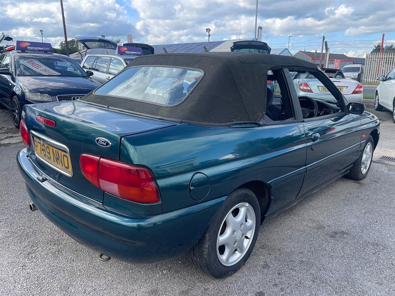 Ford Escort 1.8i Ghia 2dr 2dr Manual 2026