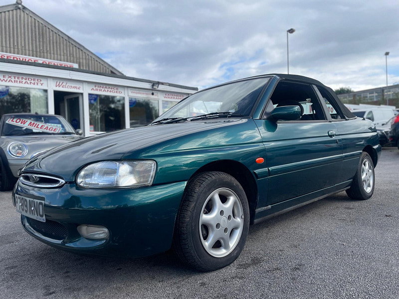 Ford Escort 1.8i Ghia 2dr 2dr Manual 2026
