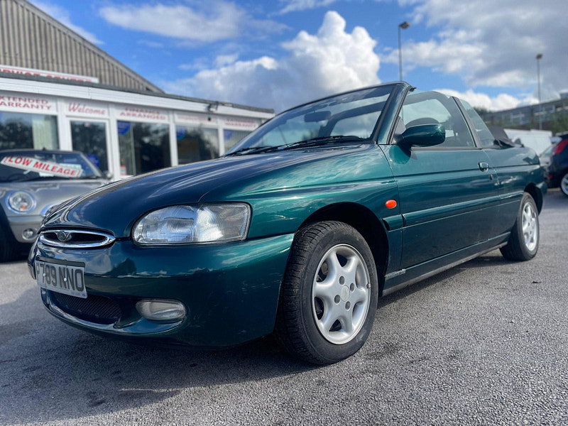 Ford Escort 1.8i Ghia 2dr 2dr Manual 2026