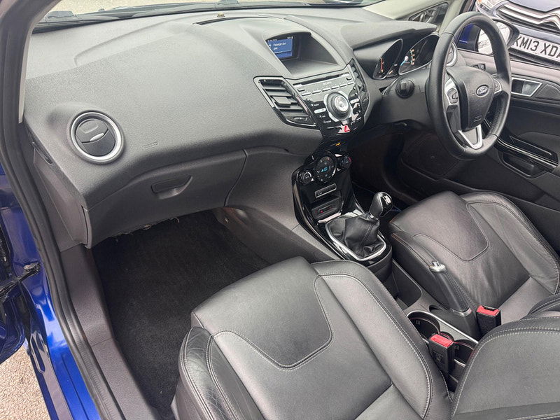 Ford Fiesta 1.0T EcoBoost Titanium Euro 5 (s/s) 5dr 5dr Manual 2025