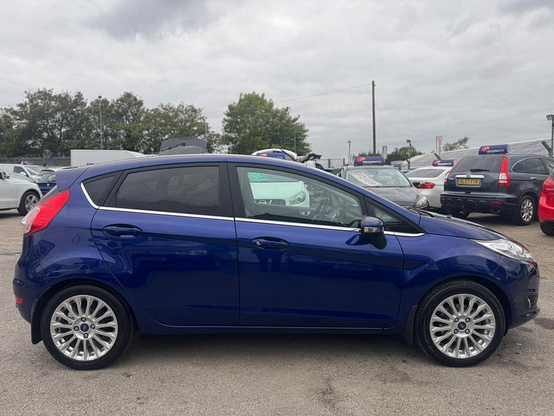 Ford Fiesta 1.0T EcoBoost Titanium Euro 5 (s/s) 5dr 5dr Manual 2026