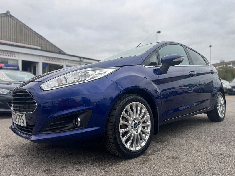 Ford Fiesta 1.0T EcoBoost Titanium Euro 5 (s/s) 5dr 5dr Manual 2025