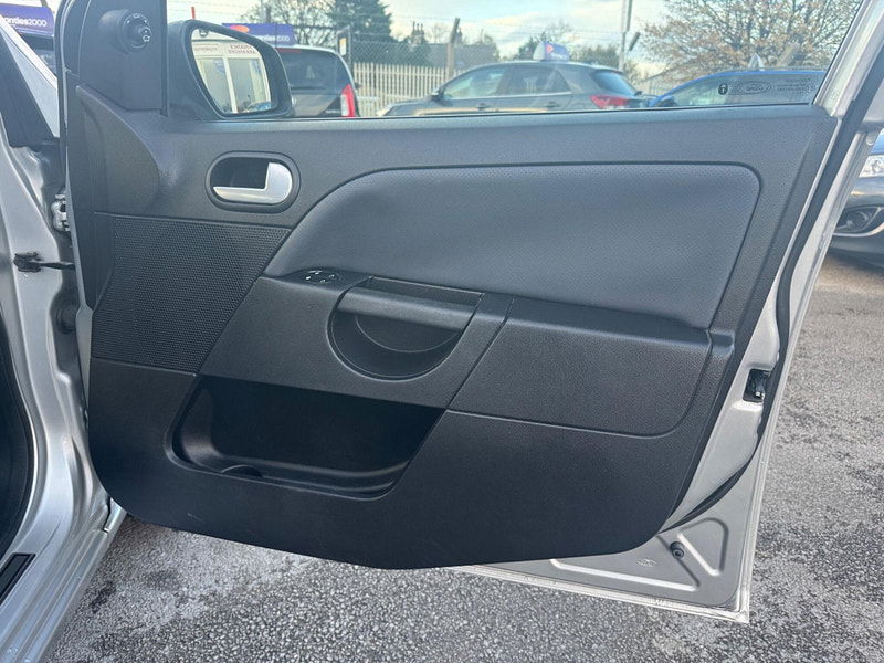 Ford Fiesta 1.4 Ghia 5dr 5dr Manual 2025