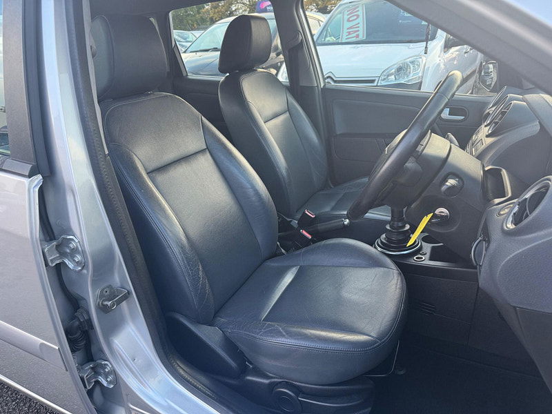 Ford Fiesta 1.4 Ghia 5dr 5dr Manual 2025