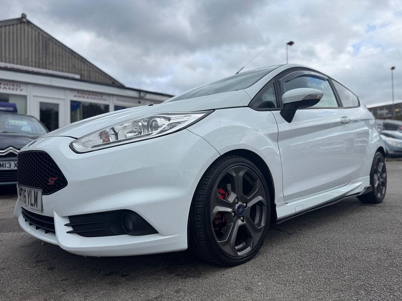Ford Fiesta 1.6T EcoBoost ST-3 Euro 6 3dr 3dr Manual 2025