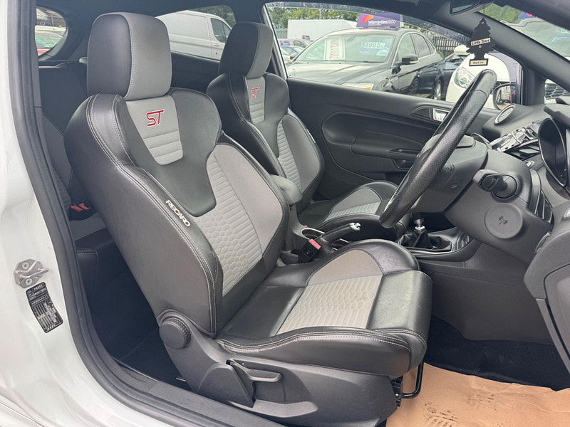 Ford Fiesta 1.6T EcoBoost ST-3 Euro 6 3dr 3dr Manual 2025