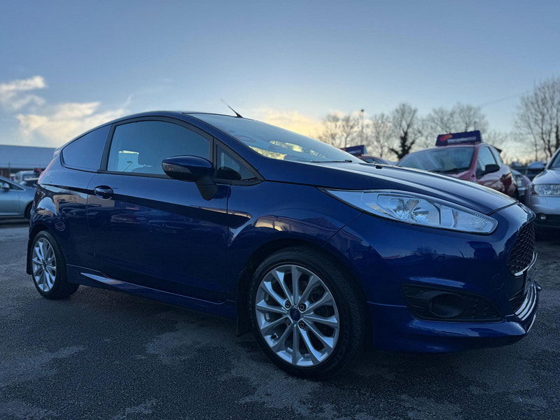 Ford Fiesta Van 1.5 TDCi Sport Panel Van 3dr 3dr Manual 2025
