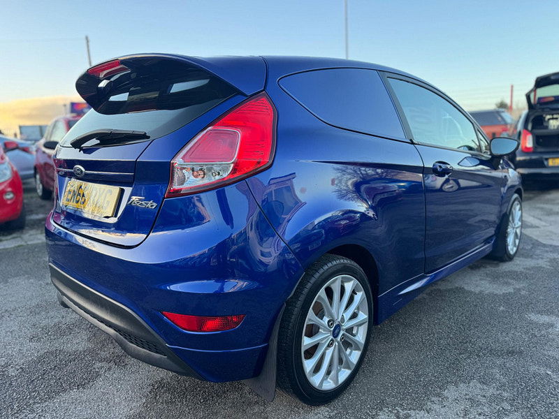 Ford Fiesta Van 1.5 TDCi Sport Panel Van 3dr 3dr Manual 2026