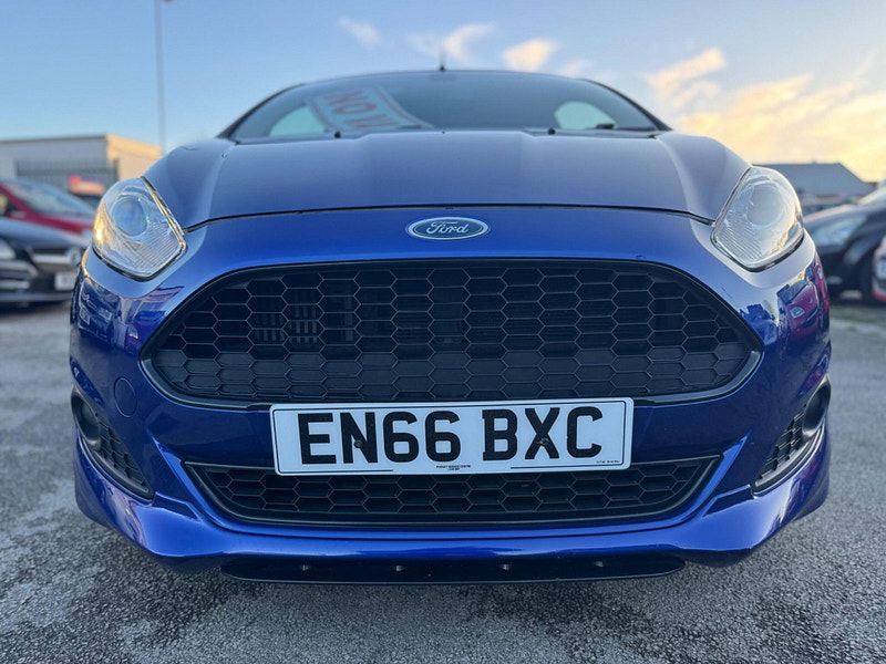 Ford Fiesta Van 1.5 TDCi Sport Panel Van 3dr 3dr Manual 2026