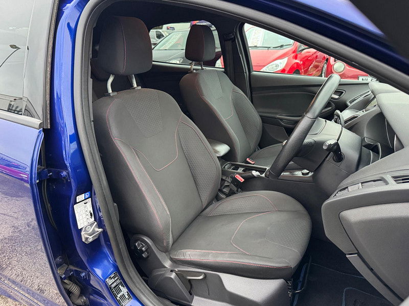 Ford Focus 1.0T EcoBoost ST-Line Euro 6 (s/s) 5dr 5dr Manual 2026