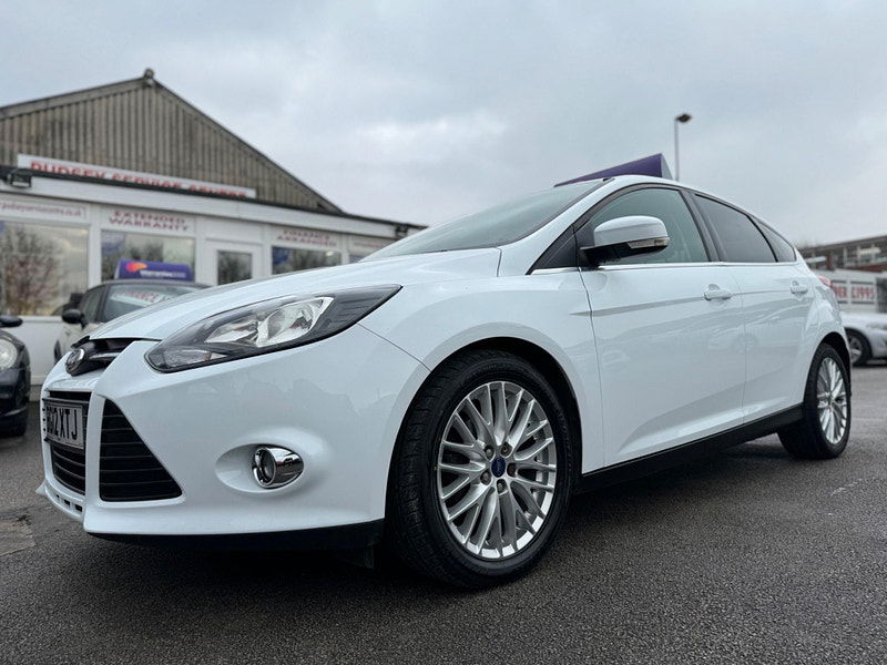 Ford Focus 1.0T EcoBoost Zetec Euro 5 (s/s) 5dr 5dr Manual 2025