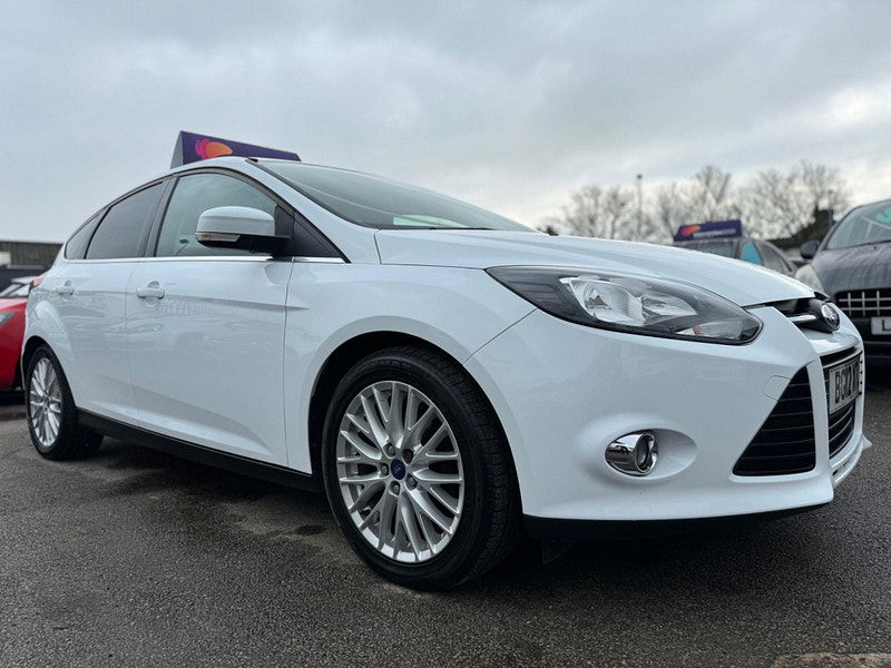 Ford Focus 1.0T EcoBoost Zetec Euro 5 (s/s) 5dr 5dr Manual 2025
