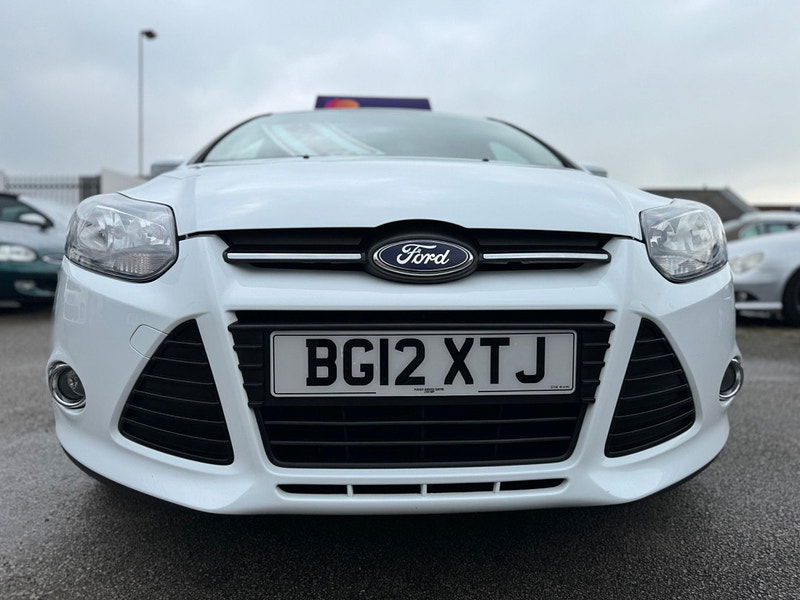 Ford Focus 1.0T EcoBoost Zetec Euro 5 (s/s) 5dr 5dr Manual 2025