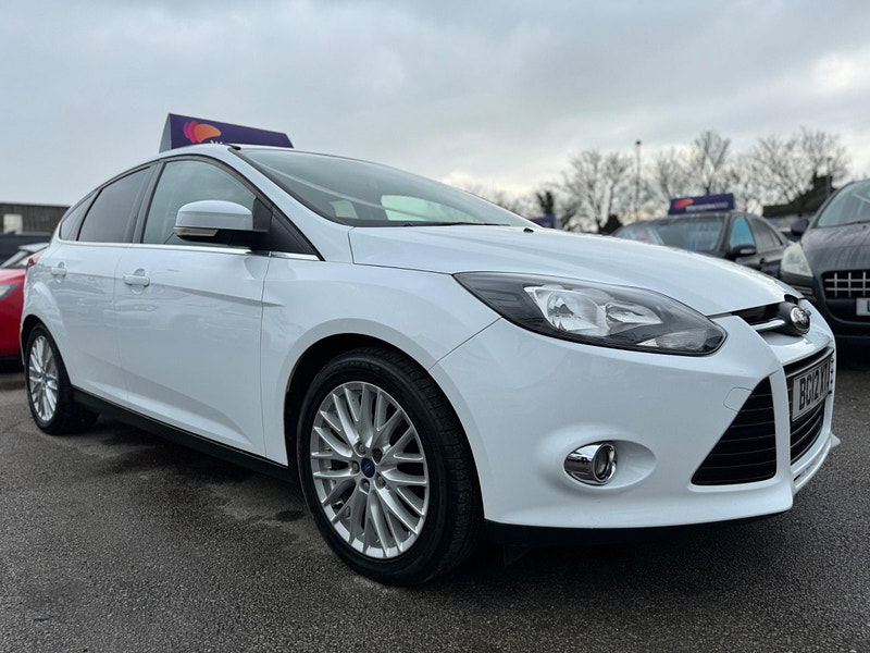 Ford Focus 1.0T EcoBoost Zetec Euro 5 (s/s) 5dr 5dr Manual 2025