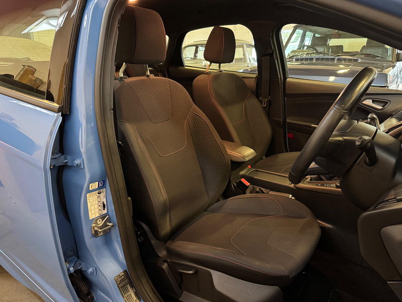 Ford Focus 1.5T EcoBoost ST-Line Hatchback 5dr Petrol Manual Euro 6 (s/s) (150 ps) 5dr Manual 2026