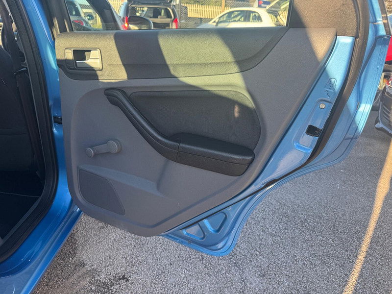 Ford Focus 1.6 TDCi DPF Zetec 5dr 5dr Manual 2025