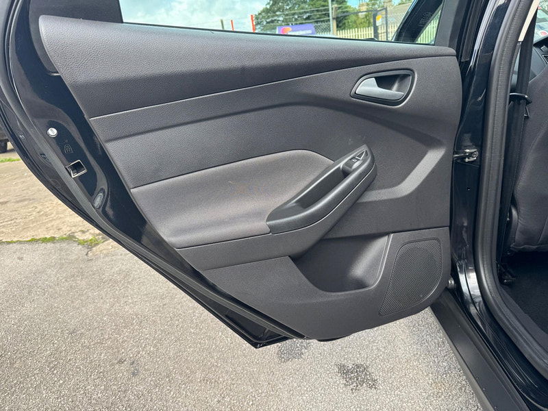 Ford Focus 1.6 TDCi Titanium Euro 5 (s/s) 5dr 5dr Manual 2025