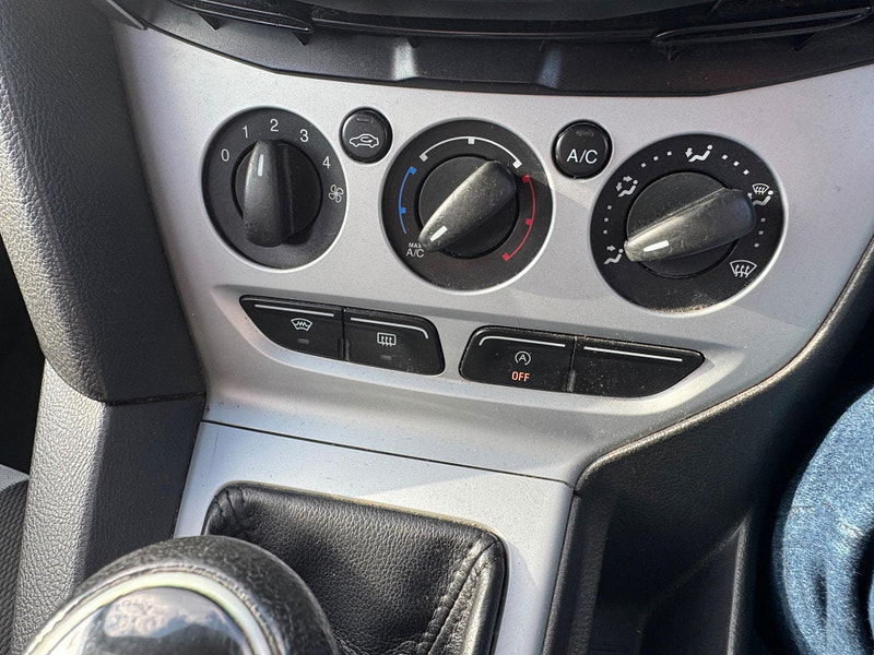 Ford Focus 1.6 TDCi Zetec Euro 5 (s/s) 5dr 5dr Manual 2026