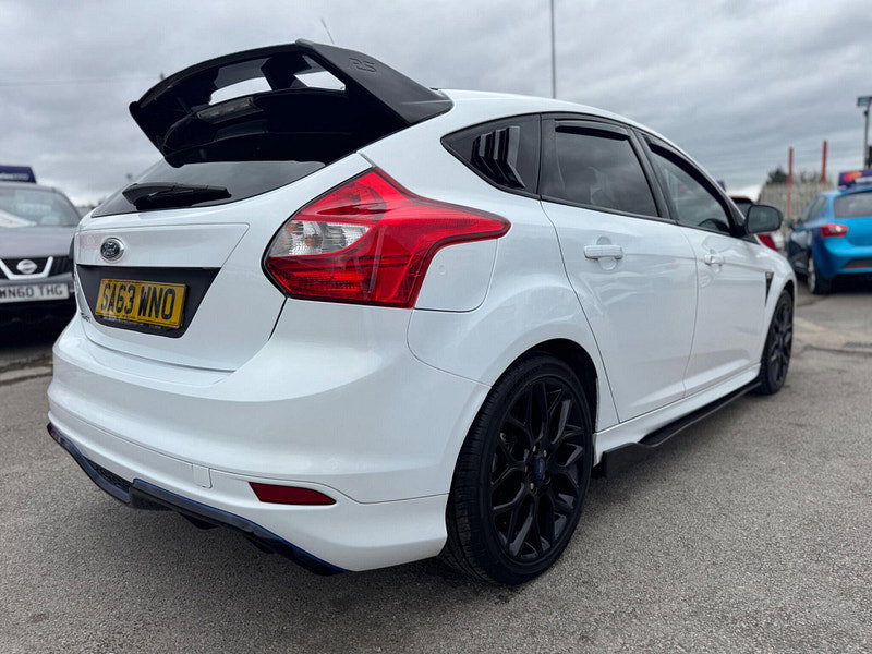 Ford Focus 1.6 TDCi Zetec S Hatchback 5dr Diesel Manual Euro 5 (s/s) (115 ps) 5dr Manual 2026