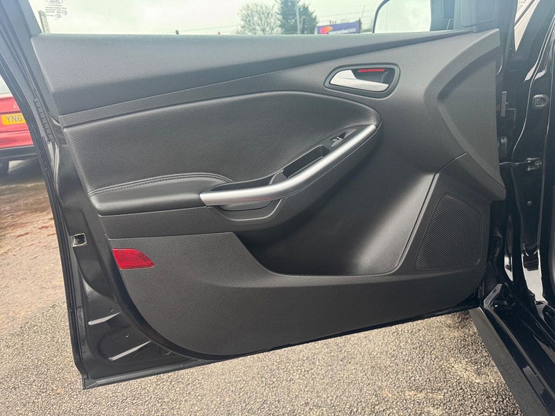 Ford Focus 2.0 TDCi ST-2 Euro 6 (s/s) 5dr 5dr Manual 2026