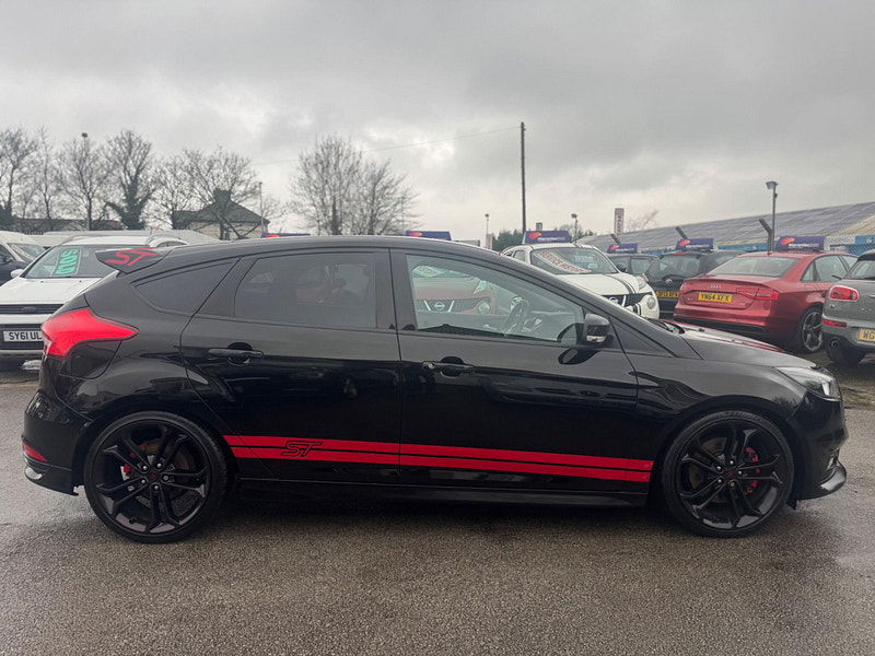 Ford Focus 2.0 TDCi ST-2 Euro 6 (s/s) 5dr 5dr Manual 2026