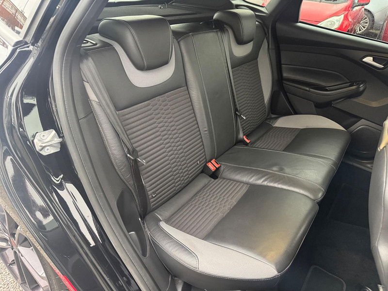 Ford Focus 2.0 TDCi ST-2 Euro 6 (s/s) 5dr 5dr Manual 2026