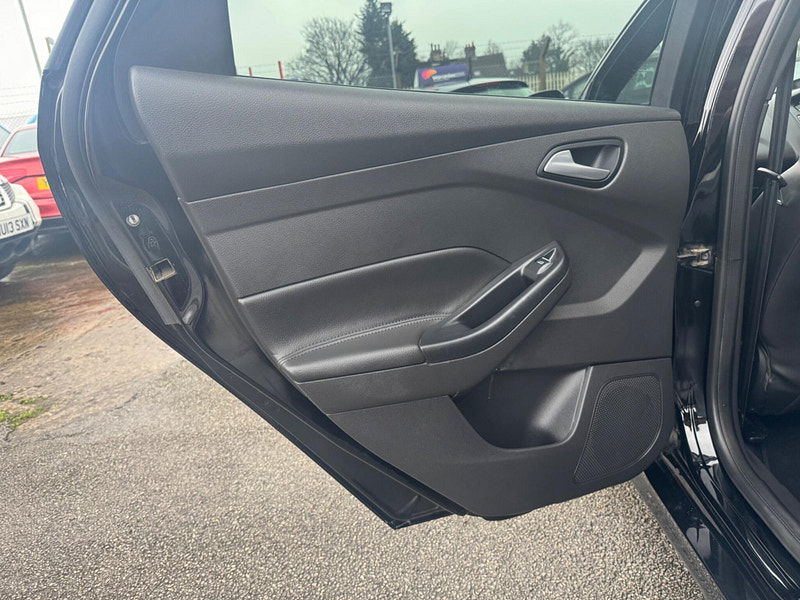 Ford Focus 2.0 TDCi ST-2 Euro 6 (s/s) 5dr 5dr Manual 2026