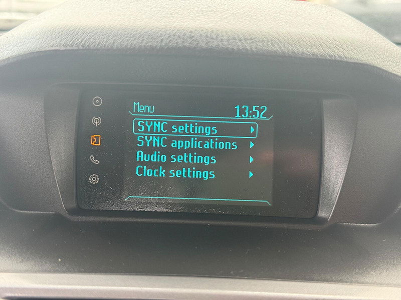 Ford Grand Tourneo Connect 1.5 TDCi Zetec Euro 6 (s/s) 5dr 5dr Manual 2025