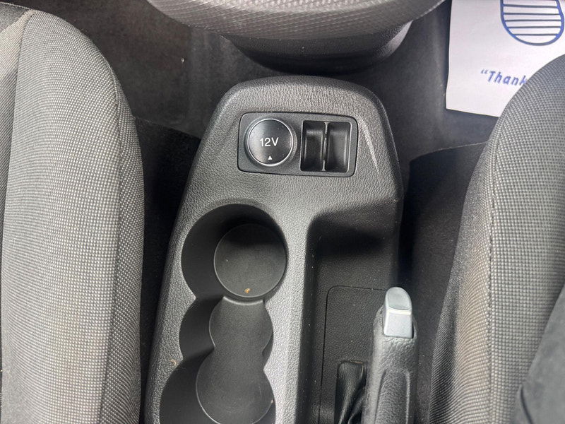 Ford Grand Tourneo Connect 1.5 TDCi Zetec Euro 6 (s/s) 5dr 5dr Manual 2025