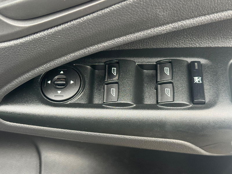 Ford Grand Tourneo Connect 1.5 TDCi Zetec Euro 6 (s/s) 5dr 5dr Manual 2025