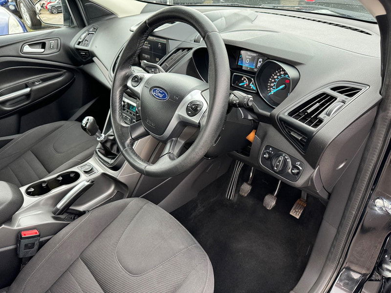 Ford Kuga 1.5T EcoBoost Zetec Euro 6 (s/s) 5dr 5dr Manual 2025