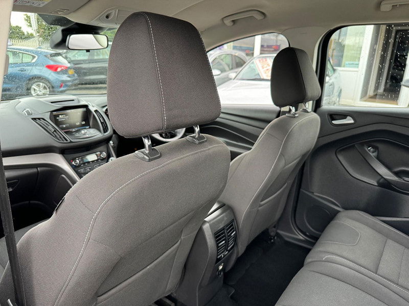 Ford Kuga 1.5T EcoBoost Zetec Euro 6 (s/s) 5dr 5dr Manual 2025