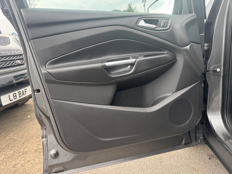 Ford Kuga 2.0 TDCi Titanium AWD Euro 5 5dr 5dr Manual 2026