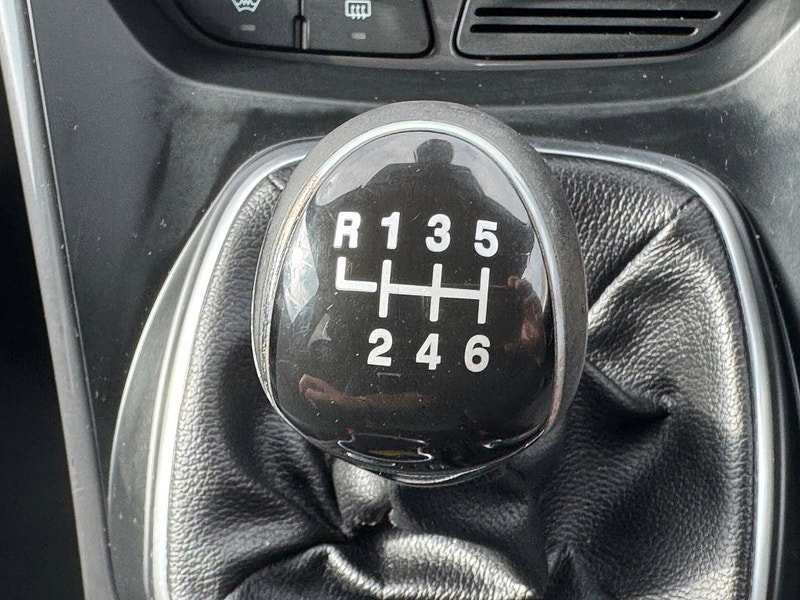 Ford Kuga 2.0 TDCi Titanium AWD Euro 5 5dr 5dr Manual 2026