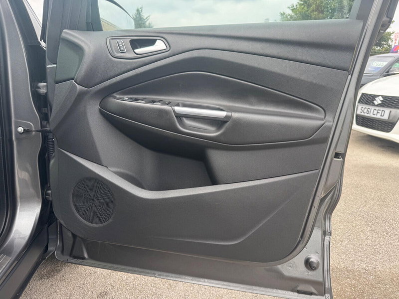 Ford Kuga 2.0 TDCi Titanium AWD Euro 5 5dr 5dr Manual 2026