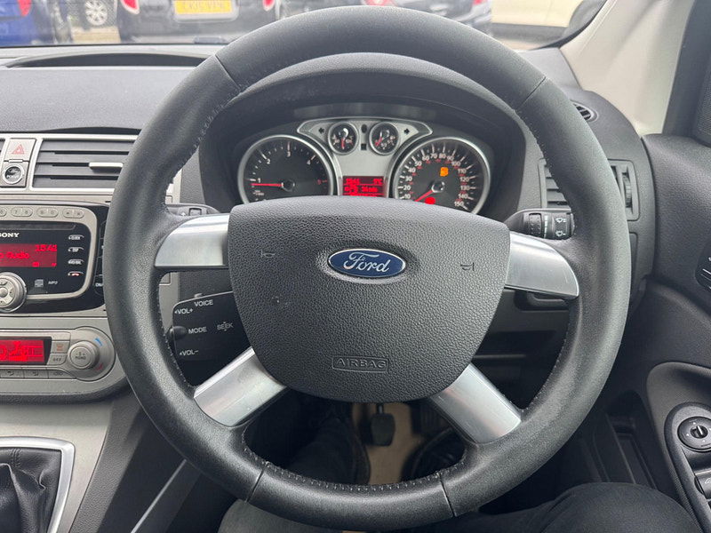 Ford Kuga 2.0 TDCi Zetec 2WD Euro 5 5dr 5dr Manual 2025